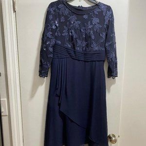 Alex Evenings navy size 4.